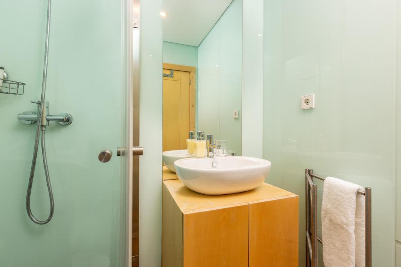 Sunny Loft In Downtown Porto With Private Parkingアパートメント エクステリア 写真