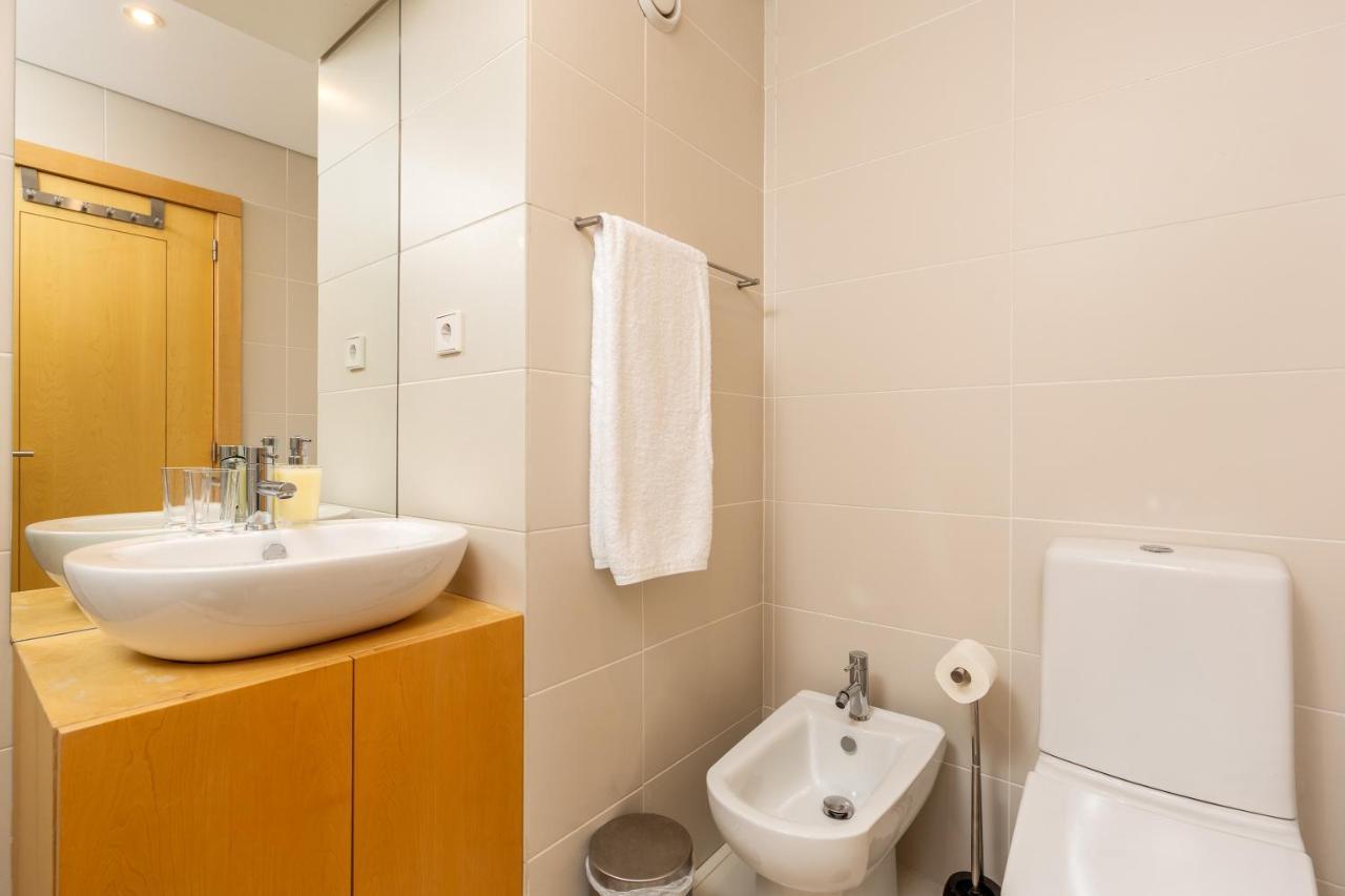 Sunny Loft In Downtown Porto With Private Parkingアパートメント エクステリア 写真